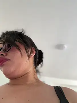 Snapshot of andra_rose chatting on 01-26-25, 08:13 andra rose online show from 01-26-25, 08:13