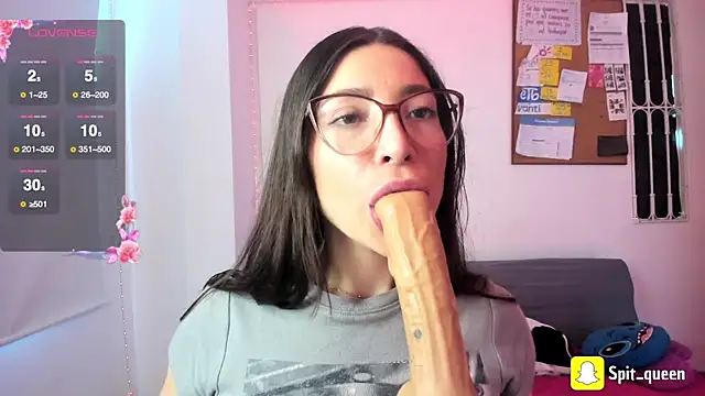 Spit queen online show from 05-18-26, 04:35