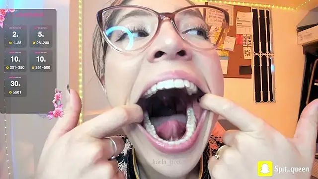 Spit queen online show from 05-20-26, 01:28