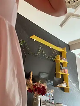 Tasty Nora online show from 09-23-25, 05:10