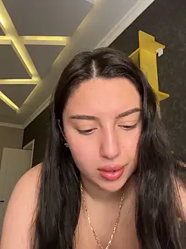 Snapshot of Tasty_Nora chatting on 05-24-26, 04:39 Tasty Nora online show from 05-24-26, 04:39