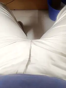 Snapshot of adicma123 chatting on 10-25-25, 06:10 adicma123 online show from 10-25-25, 06:10