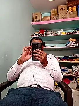 Snapshot of adicma123 chatting on 11-12-25, 09:32 adicma123 online show from 11-12-25, 09:32