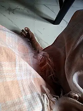 Snapshot of adicma123 chatting on 01-14-26, 08:42 adicma123 online show from 01-14-26, 08:42