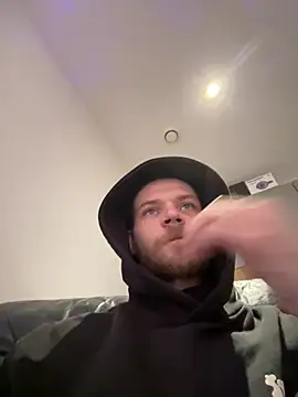 Z1uk online show from 07-09-26, 07:18