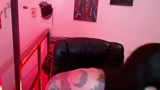 VampGirl1 online show from 01-04-25, 11:43