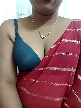 Snapshot of ANGE-MOU chatting on 12-23-25, 01:36 ANGE-MOU online show from 12-23-25, 01:36