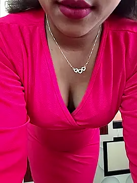 Snapshot of ANGE-MOU chatting on 01-08-26, 03:09 ANGE-MOU online show from 01-08-26, 03:09