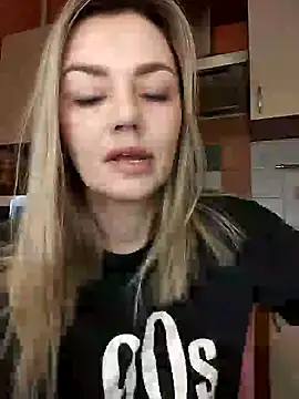 KrissSexi online show from 03-04-25, 05:32