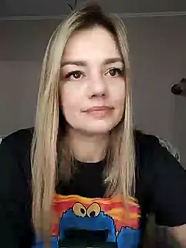 KrissSexi online show from 03-10-25, 02:37