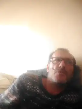 Snapshot of bestofyalcinturkey chatting on 01-26-25, 02:30 bestofyalcinturkey online show from 01-26-25, 02:30