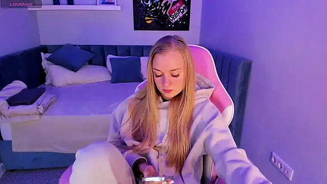 Barbie Lis online show from 01-18-26, 01:09