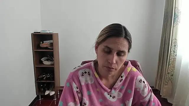 lauren ashlee online show from 06-22-26, 06:38