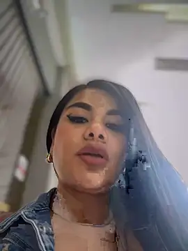 Snapshot of Insane_Issa chatting on 02-12-25, 04:33 Insane Issa online show from 02-12-25, 04:33