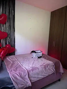 Insane Issa online show from 02-12-26, 04:35