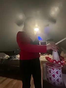 SummerBlueMoon online show from 02-09-26, 04:16