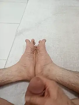 Hardapple01 online show from 03-16-25, 11:57