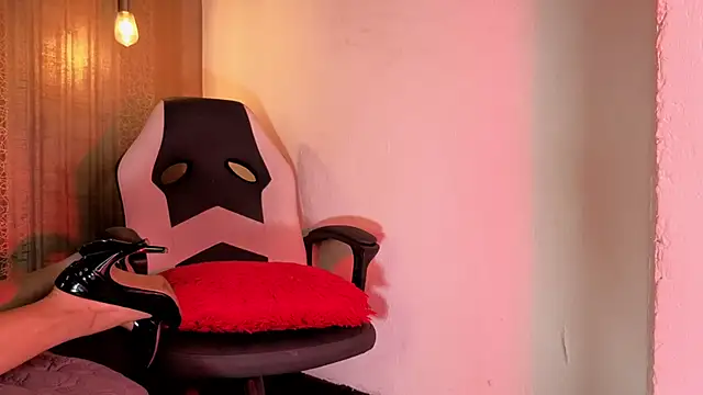 MishaKinki online show from 11-22-25, 07:24