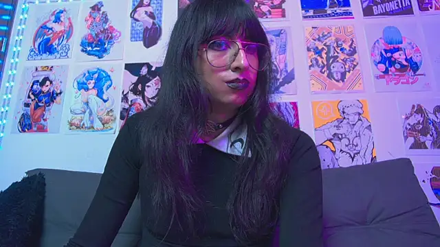 snowblack  online show from 02-09-25, 05:29