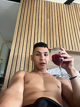 liuscast22 online show from 04-19-26, 08:11