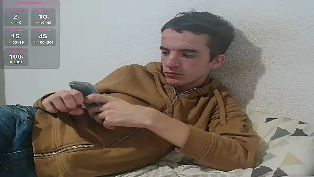 Tombgy07 online show from 10-01-25, 07:20