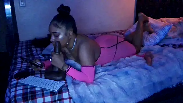 YasmineMinaj online show from 03-09-25, 12:21