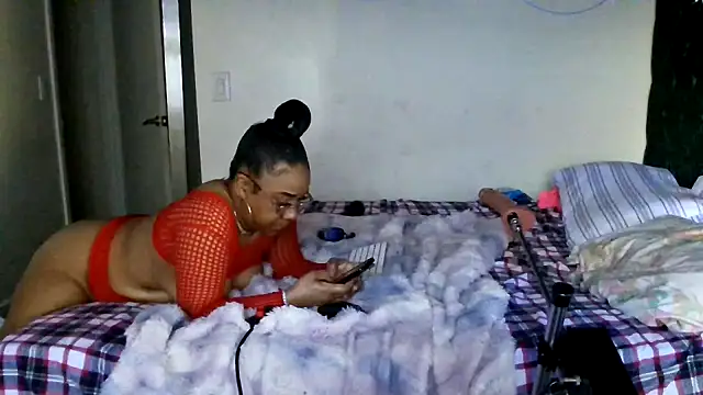 YasmineMinaj online show from 03-09-25, 08:42