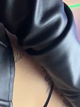 Snapshot of KittyKatyDream chatting on 02-20-25, 07:52 KittyKatyDream online show from 02-20-25, 07:52