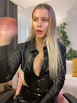 KittyKatyDream online show from 11-09-25, 02:15