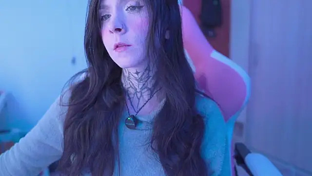 Snapshot of Meowbluu chatting on 09-13-25, 10:48 Meowbluu online show from 09-13-25, 10:48