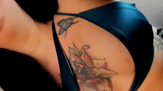 Snapshot of Alexamonstercocktsx chatting on 12-10-24, 10:28 Alexamonstercocktsx online show from 12-10-24, 10:28