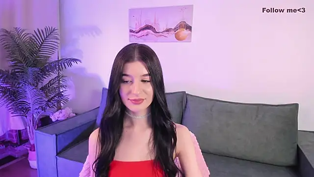 Snapshot of LauraCoy chatting on 02-12-25, 08:18 LauraCoy online show from 02-12-25, 08:18