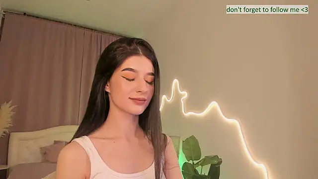 LauraCoy online show from 02-17-26, 08:48