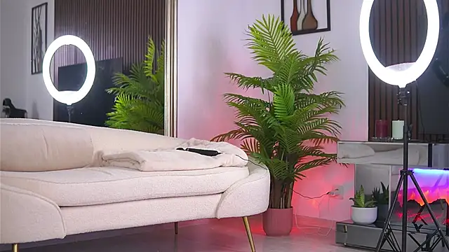 Snapshot of Abbela_White chatting on 06-22-26, 06:10 Abbela White online show from 06-22-26, 06:10