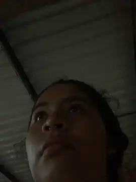 moncerrat luna online show from 12-21-24, 10:51