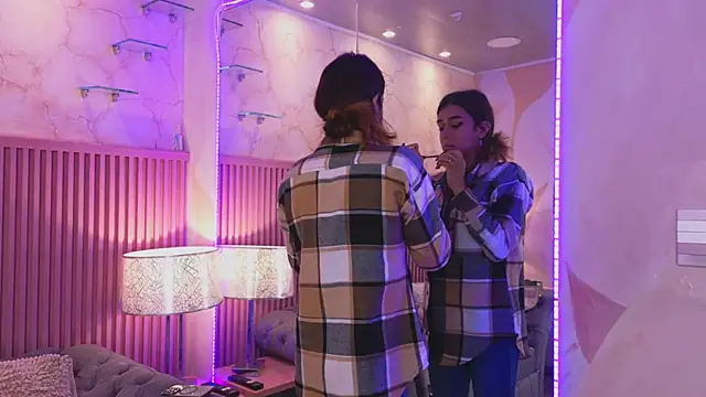 Emiily Scott1 online show from 01-17-25, 01:03