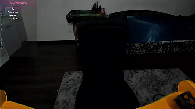 Snapshot of KitsuneRem chatting on 12-06-24, 07:34 KitsuneRem online show from 12-06-24, 07:34