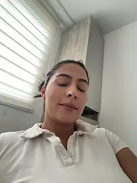 Sophie  Foxxx online show from 06-05-26, 10:04