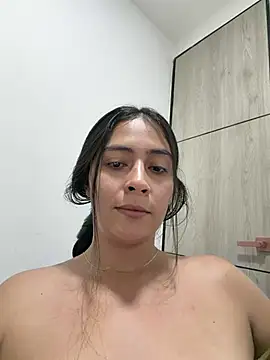 Sophie  Foxxx online show from 06-26-26, 01:54