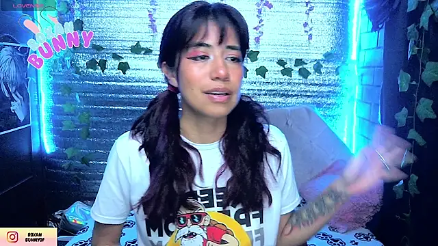 Roxanbunny1 online show from 03-26-26, 03:34