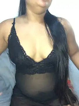 Snapshot of Rose_Olivia chatting on 12-08-24, 02:52 Rose Olivia online show from 12-08-24, 02:52