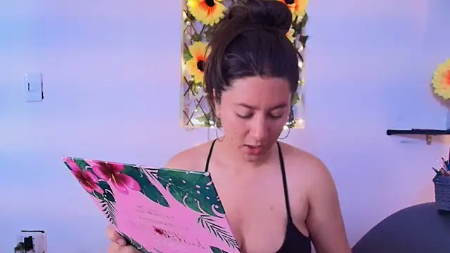 kisstarxxx online show from 04-27-26, 09:24