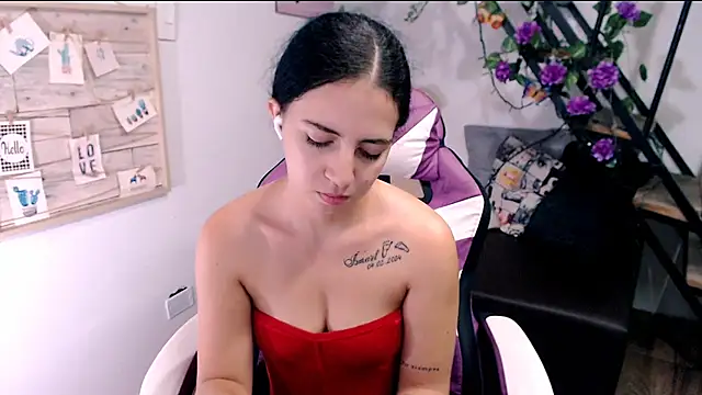 Snapshot of samantha_baby_ chatting on 04-27-26, 02:04 samantha baby online show from 04-27-26, 02:04