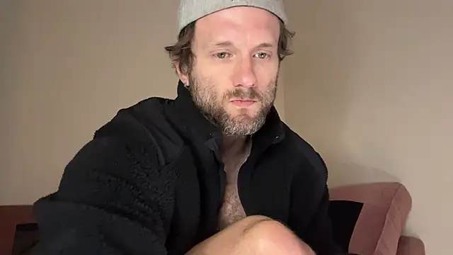 Snapshot of alexmannd chatting on 11-24-25, 04:07 alexmannd online show from 11-24-25, 04:07