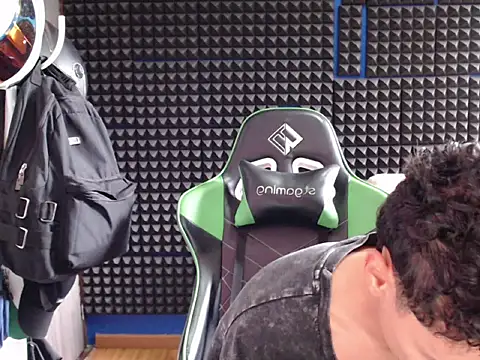 Curly Angel24 online show from 10-01-25, 12:11