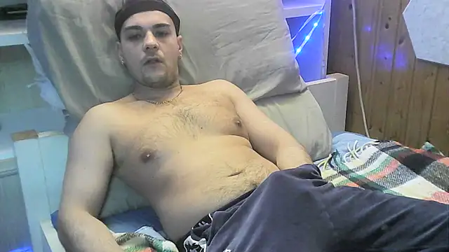 Snapshot of ItalianVinDiesel chatting on 01-04-25, 01:53 ItalianVinDiesel online show from 01-04-25, 01:53