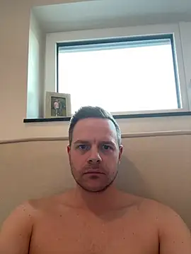 Snapshot of Danii0790 chatting on 02-05-25, 04:14 Danii0790 online show from 02-05-25, 04:14