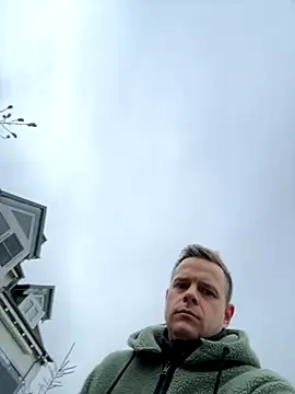 Snapshot of Danii0790 chatting on 11-16-25, 09:48 Danii0790 online show from 11-16-25, 09:48