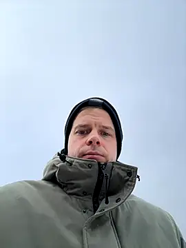 Snapshot of Danii0790 chatting on 11-23-25, 09:31 Danii0790 online show from 11-23-25, 09:31