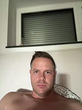 Snapshot of Danii0790 chatting on 06-21-26, 12:08 Danii0790 online show from 06-21-26, 12:08
